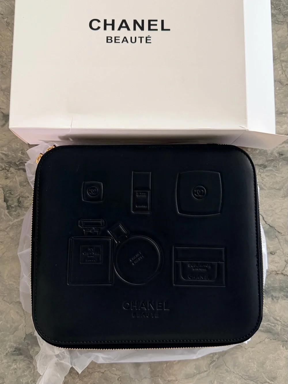 Chanel VIP Gift Beauty Box – Black Leather Makeup Vanity Case / Limited Edition